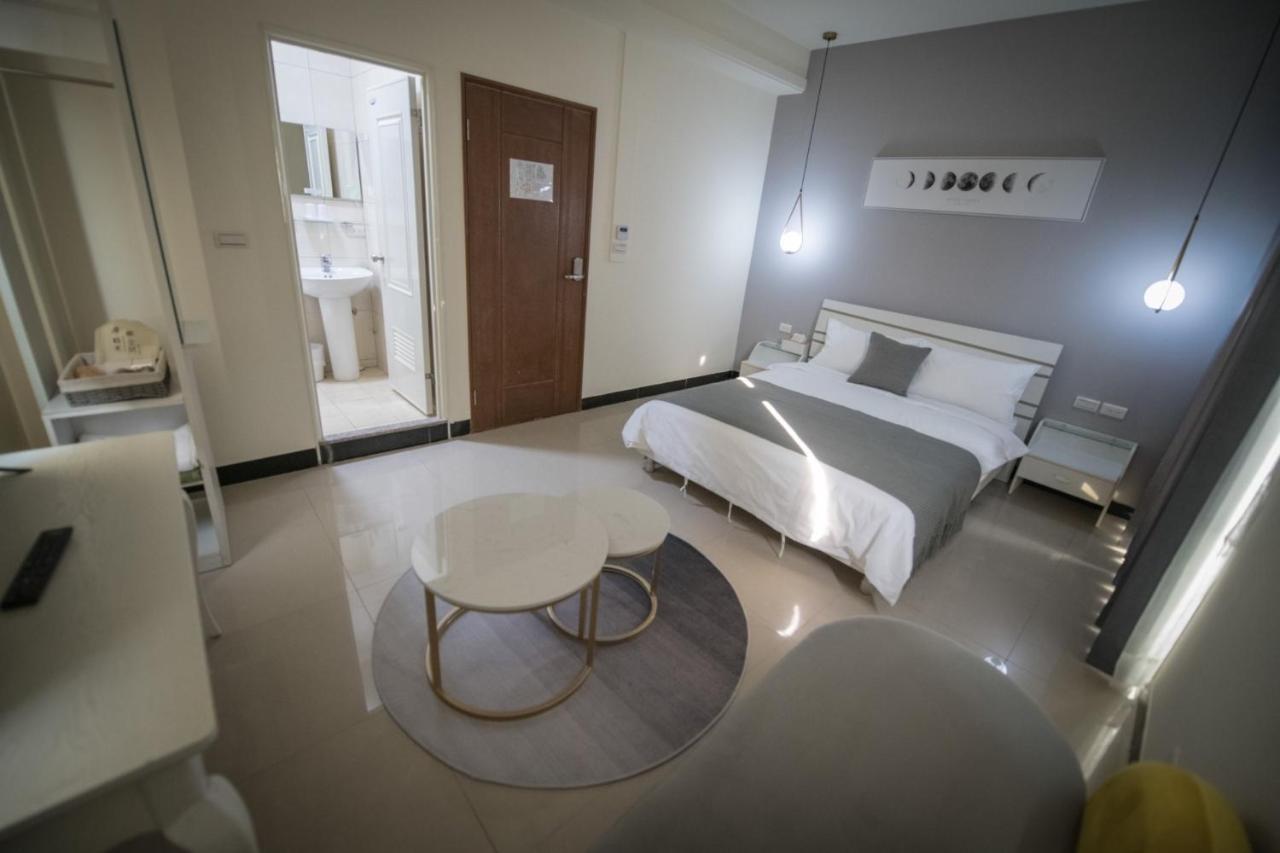 漫時光 旅空間 Manlu Inn Jinning Exterior photo